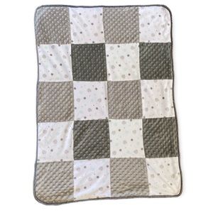 Baby fleece blanket 40” x 29”